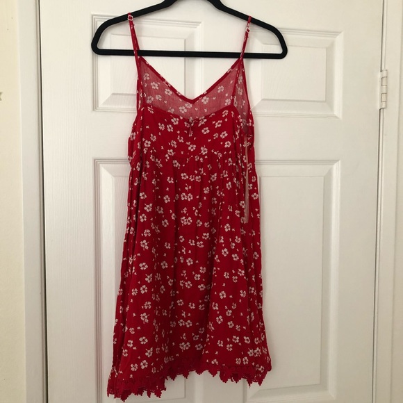 NWT Red flowy flower print dress - Picture 6 of 6
